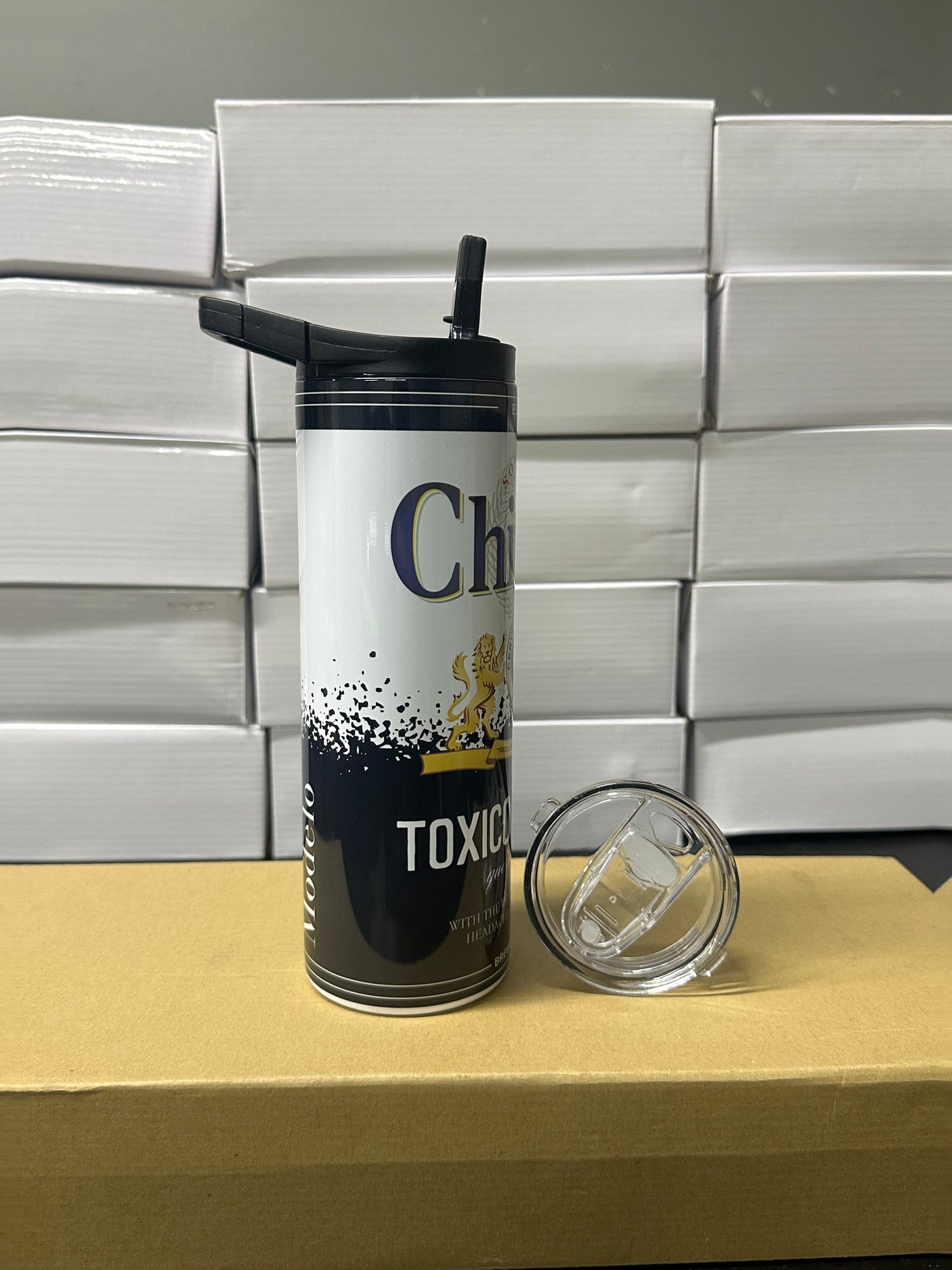 Chingon modelo black tumbler