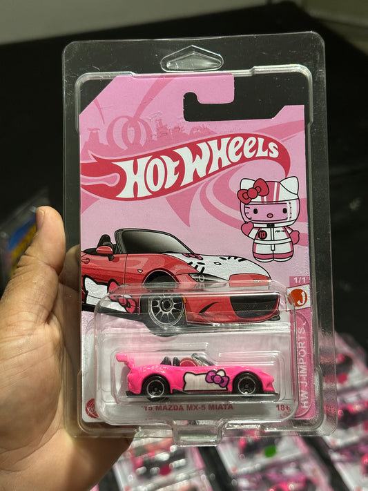 2015 Mazda Miata Mx-5 hello kitty hot wheels